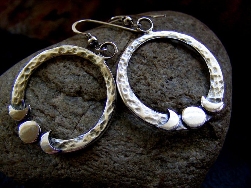 Silver Crescent Moon hammered circle drop earrings  triple moon earrings