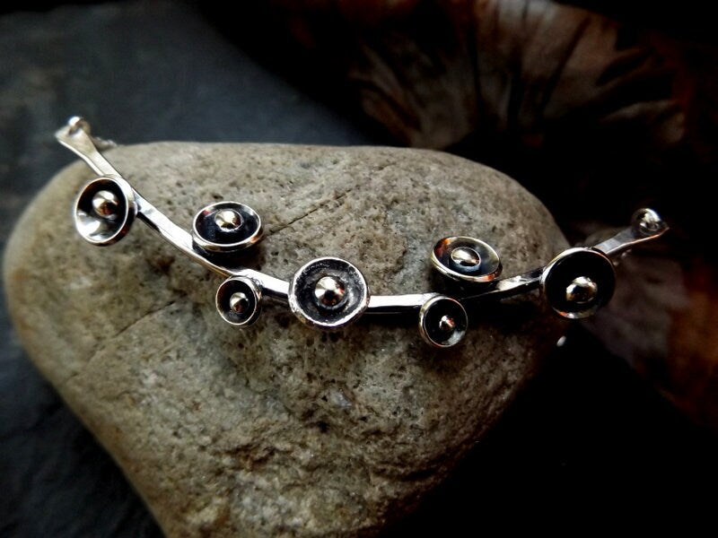 Silver bar necklace choker with silver blossom buds and silver balls